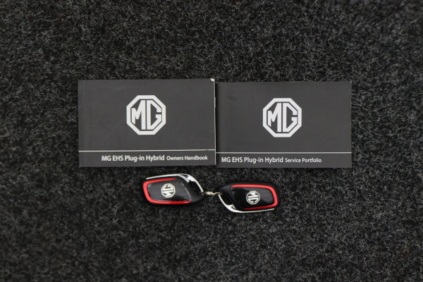 MG EHS 1.5 TGDI Luxury Leer, Panoramadak, 360° Camera, Apple CarPlay, ACC, Keyless, 18''