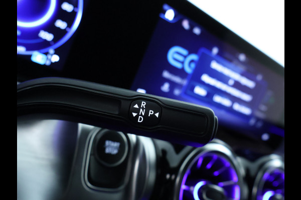 Mercedes-Benz EQB 250 Business Line 67 kWh | Lichtmetalen velgen | Navigatie | MBUX wide screen | Parking support met camera achter | Inclusief 24 maanden MB Certified garantie voor Europa.