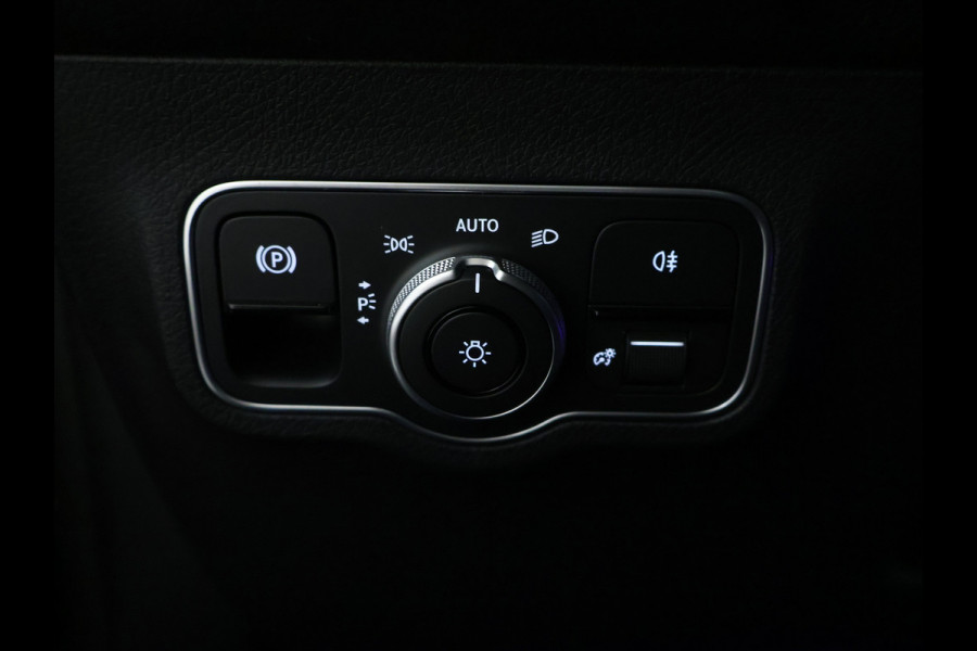 Mercedes-Benz EQB 250 Business Line 67 kWh | Lichtmetalen velgen | Navigatie | MBUX wide screen | Parking support met camera achter | Inclusief 24 maanden MB Certified garantie voor Europa.