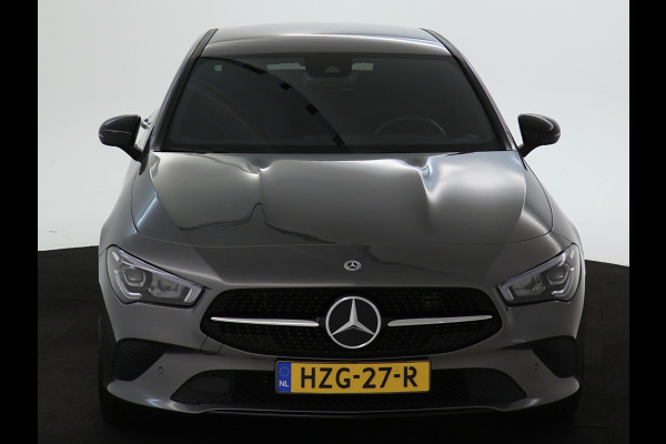 Mercedes-Benz CLA-Klasse 250 e Luxury Line | 5 spaaks lichtmetalen velgen | Navigatie MBUX | parking support met camera achter | Inclusief 24 maanden MB Certified garantie voor Europa.