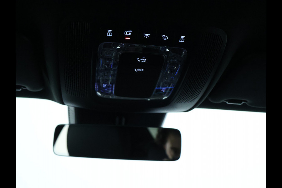Mercedes-Benz CLA-Klasse 250 e Luxury Line | 5 spaaks lichtmetalen velgen | Navigatie MBUX | parking support met camera achter | Inclusief 24 maanden MB Certified garantie voor Europa.