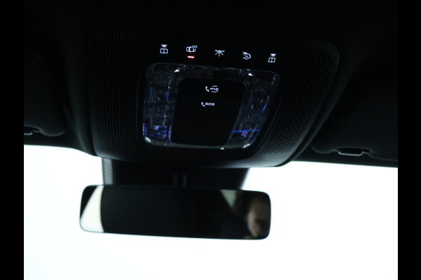 Mercedes-Benz CLA-Klasse 250 e Luxury Line | 5 spaaks lichtmetalen velgen | Navigatie MBUX | parking support met camera achter | Inclusief 24 maanden MB Certified garantie voor Europa.