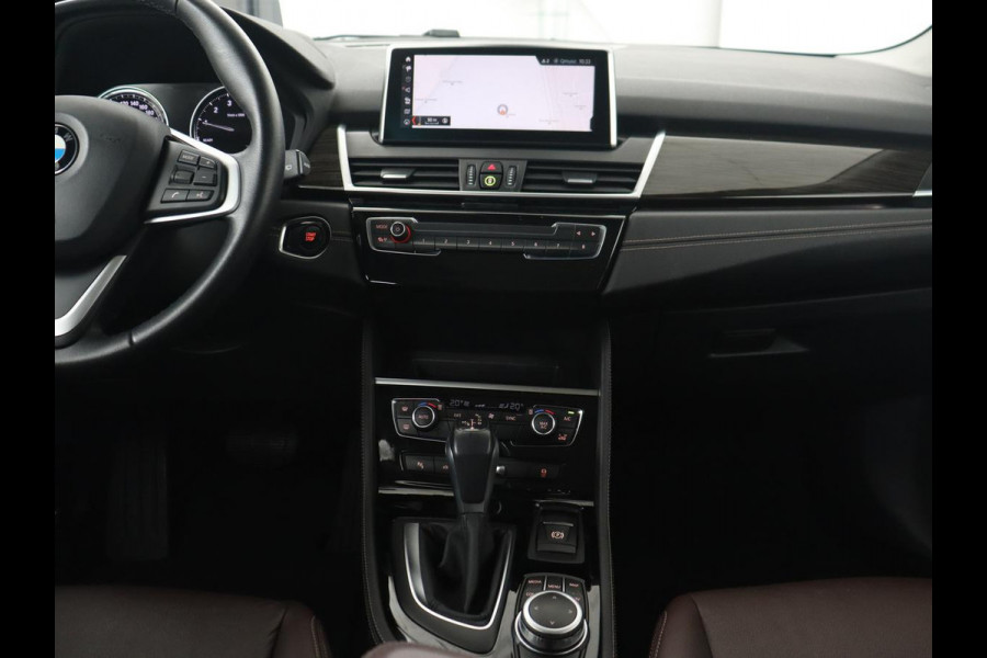 BMW 2 Serie Active Tourer 225xe iPerformance Luxury Line | Panoramadak | Leder  | Head-Up | Camera | Keyless | Navigatie | Park Assist | Adaptief LED