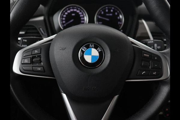 BMW 2 Serie Active Tourer 225xe iPerformance Luxury Line | Panoramadak | Leder  | Head-Up | Camera | Keyless | Navigatie | Park Assist | Adaptief LED