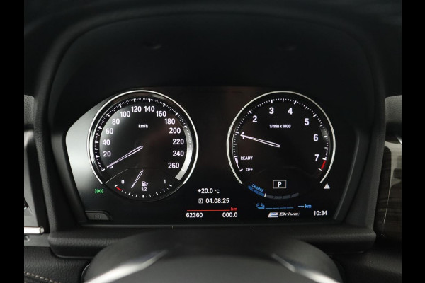 BMW 2 Serie Active Tourer 225xe iPerformance Luxury Line | Panoramadak | Leder  | Head-Up | Camera | Keyless | Navigatie | Park Assist | Adaptief LED