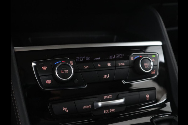 BMW 2 Serie Active Tourer 225xe iPerformance Luxury Line | Panoramadak | Leder  | Head-Up | Camera | Keyless | Navigatie | Park Assist | Adaptief LED