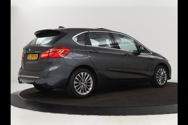 BMW 2 Serie Active Tourer 225xe iPerformance Luxury Line | Panoramadak | Leder  | Head-Up | Camera | Keyless | Navigatie | Park Assist | Adaptief LED