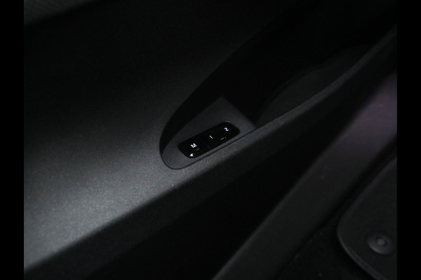 Polestar 2 Long Range Dual Motor Launch Edition 78kWh [ 3-Fase ] (INCL-BTW) *PANO | NAVI-FULLMAP | FULL-LED | ADAPTIVE-CRUISE | BLIND-SPOT | KEYLESS | LANE-ASSIST | DIGI-COCKPIT | CARPLAY | DAB+ | HEATED-COMFORTSEATS | ECC | MEMORY-PACK | PDC | 20''ALU*