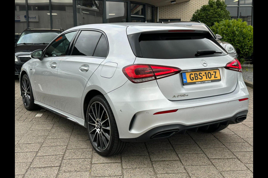 Mercedes-Benz A-Klasse 250 e Business Solution Luxury Limited / AMG -PAKKET