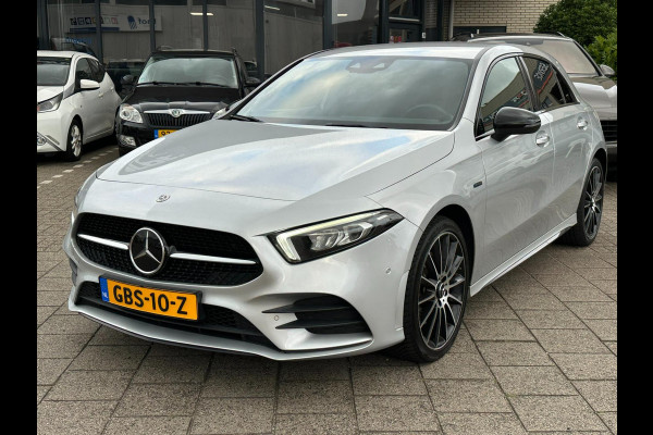 Mercedes-Benz A-Klasse 250 e Business Solution Luxury Limited / AMG -PAKKET