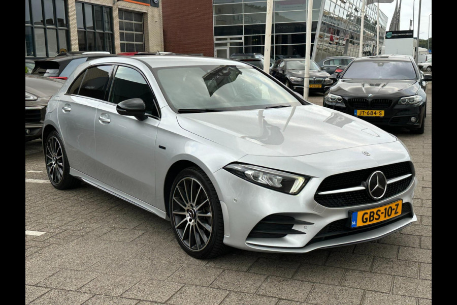 Mercedes-Benz A-Klasse 250 e Business Solution Luxury Limited / AMG -PAKKET