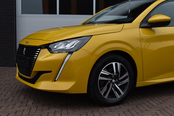 Peugeot 208 1.2 PureTech 100PK Allure | Panodak | Carplay | Keyless | Incl. garantie