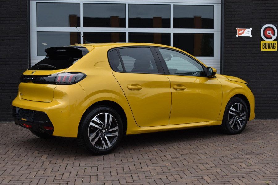 Peugeot 208 1.2 PureTech 100PK Allure | Panodak | Carplay | Keyless | Incl. garantie
