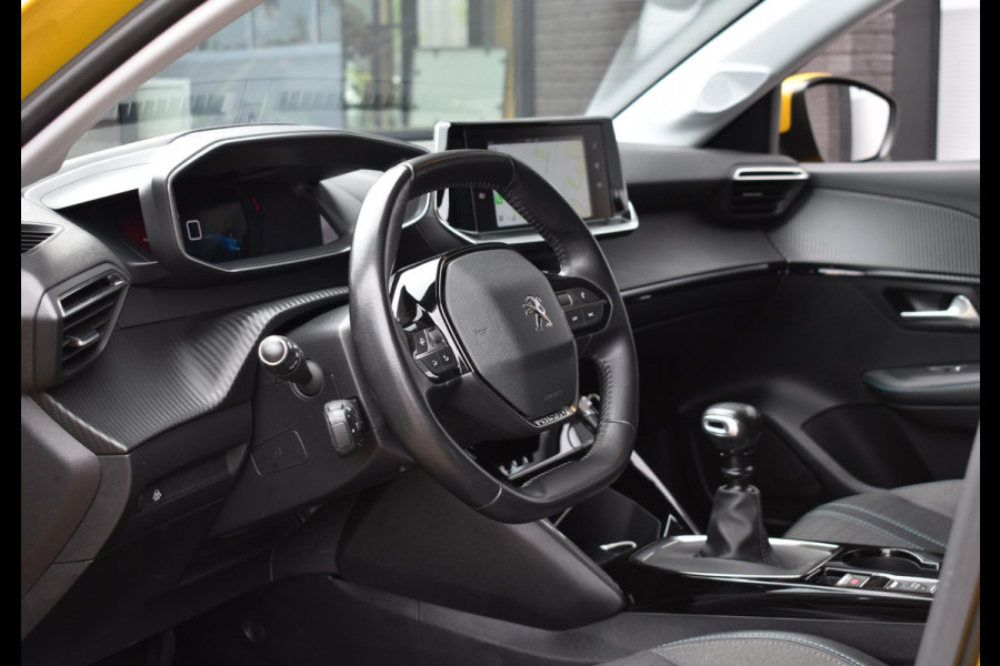 Peugeot 208 1.2 PureTech 100PK Allure | Panodak | Carplay | Keyless | Incl. garantie