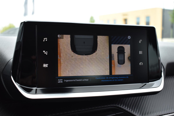 Peugeot 208 1.2 PureTech 100PK Allure | Panodak | Carplay | Keyless | Incl. garantie