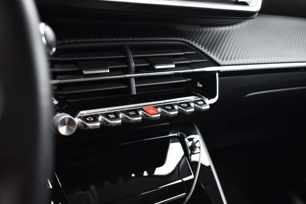 Peugeot 208 1.2 PureTech 100PK Allure | Panodak | Carplay | Keyless | Incl. garantie