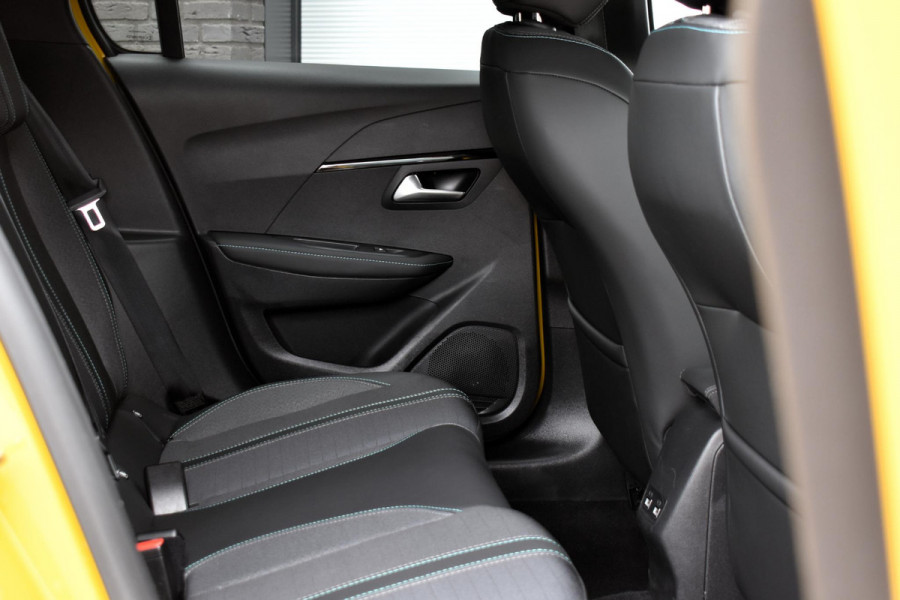 Peugeot 208 1.2 PureTech 100PK Allure | Panodak | Carplay | Keyless | Incl. garantie