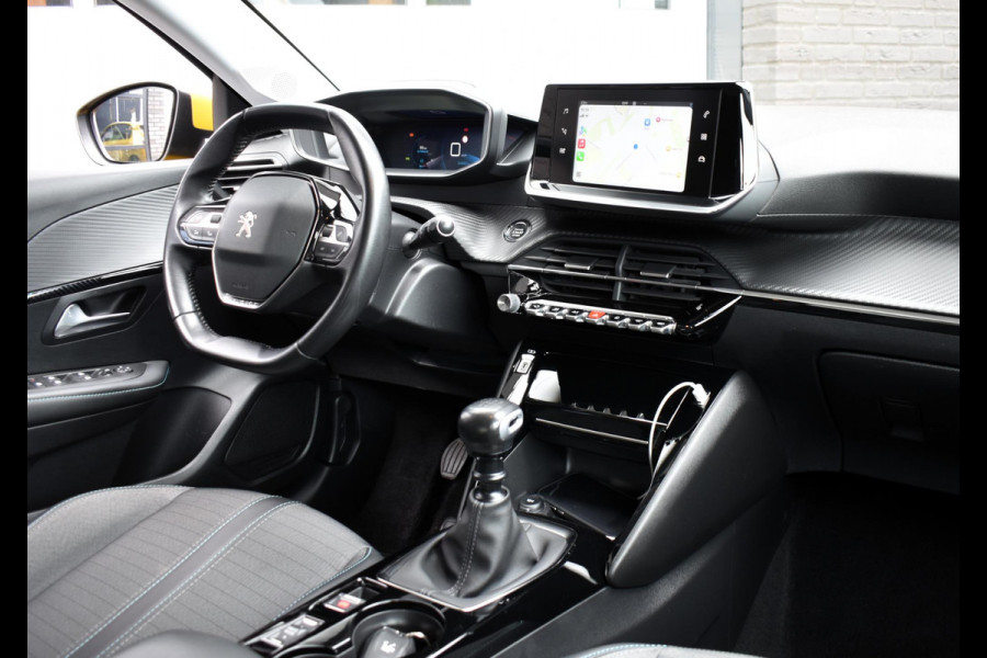 Peugeot 208 1.2 PureTech 100PK Allure | Panodak | Carplay | Keyless | Incl. garantie