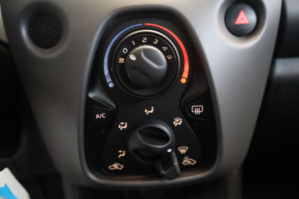 Peugeot 108 1.0 e-VTi Active 5-Drs. Airco