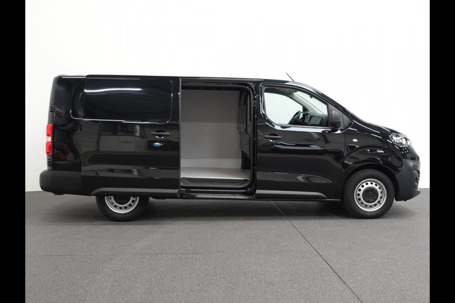 Opel Vivaro 145pk L3H1 Automaat Navigate Trekhaak Cruise control Apple Carplay Camera
