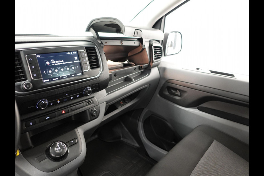 Opel Vivaro 145pk L3H1 Automaat Navigate Trekhaak Cruise control Apple Carplay Camera