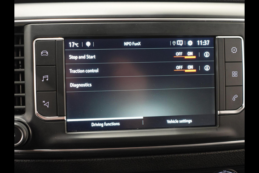 Opel Vivaro 145pk L3H1 Automaat Navigate Trekhaak Cruise control Apple Carplay Camera