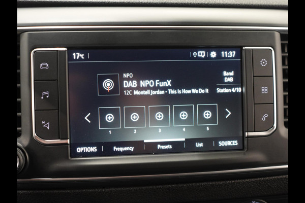 Opel Vivaro 145pk L3H1 Automaat Navigate Trekhaak Cruise control Apple Carplay Camera