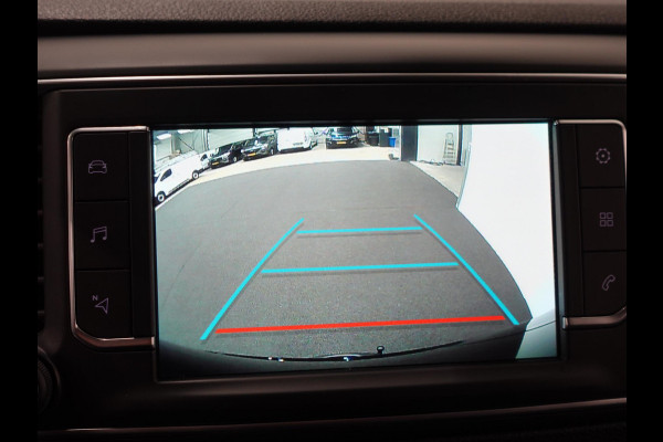 Opel Vivaro 145pk L3H1 Automaat Navigate Trekhaak Cruise control Apple Carplay Camera