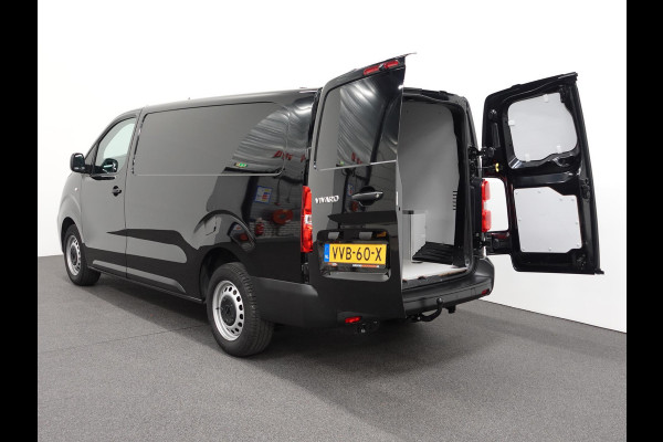 Opel Vivaro 145pk L3H1 Automaat Navigate Trekhaak Cruise control Apple Carplay Camera