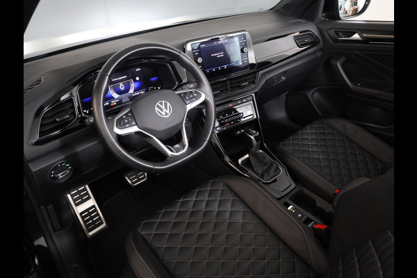 Volkswagen T-Roc 1.5 TSI Cabrio R-Line 150 pk Automaat (DSG) | Navigatie | Parkeersensoren (Park assist) | Achteruitrijcamera | Windscherm | Stoelverwarming | Black Style pakket | R-Line |