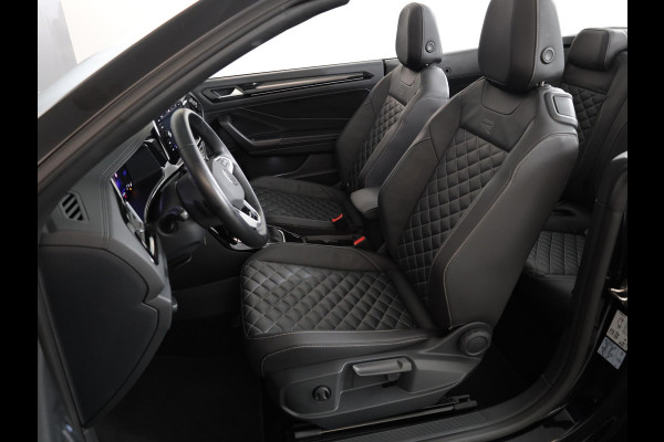 Volkswagen T-Roc 1.5 TSI Cabrio R-Line 150 pk Automaat (DSG) | Navigatie | Parkeersensoren (Park assist) | Achteruitrijcamera | Windscherm | Stoelverwarming | Black Style pakket | R-Line |