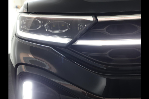 Volkswagen T-Roc 1.5 TSI Cabrio R-Line 150 pk Automaat (DSG) | Navigatie | Parkeersensoren (Park assist) | Achteruitrijcamera | Windscherm | Stoelverwarming | Black Style pakket | R-Line |