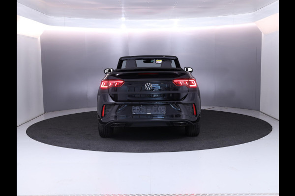 Volkswagen T-Roc 1.5 TSI Cabrio R-Line 150 pk Automaat (DSG) | Navigatie | Parkeersensoren (Park assist) | Achteruitrijcamera | Windscherm | Stoelverwarming | Black Style pakket | R-Line |