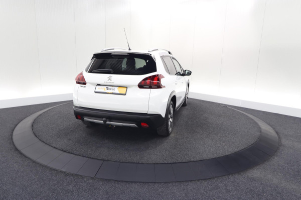 Peugeot 2008 PureTech 110 EAT6 Allure | Trekhaak | Camera | Panoramadak | Apple Carplay