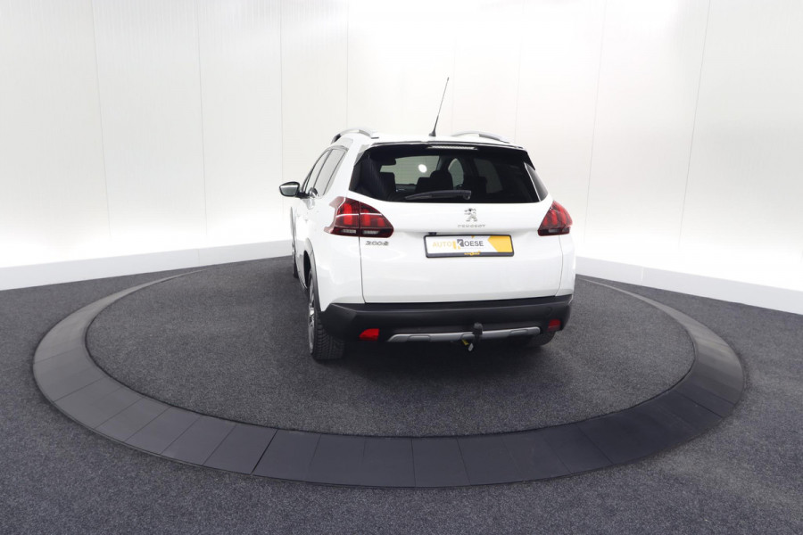 Peugeot 2008 PureTech 110 EAT6 Allure | Trekhaak | Camera | Panoramadak | Apple Carplay
