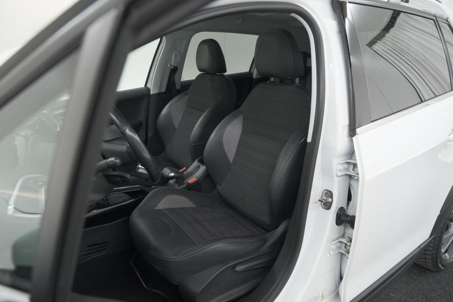 Peugeot 2008 PureTech 110 EAT6 Allure | Trekhaak | Camera | Panoramadak | Apple Carplay