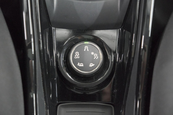 Peugeot 2008 PureTech 110 EAT6 Allure | Trekhaak | Camera | Panoramadak | Apple Carplay