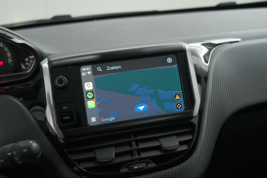 Peugeot 2008 PureTech 110 EAT6 Allure | Trekhaak | Camera | Panoramadak | Apple Carplay