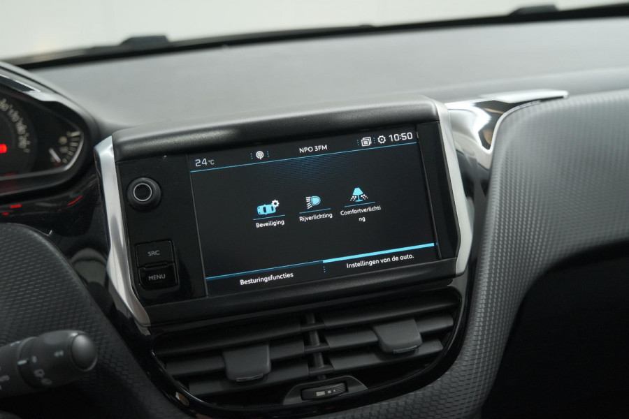 Peugeot 2008 PureTech 110 EAT6 Allure | Trekhaak | Camera | Panoramadak | Apple Carplay