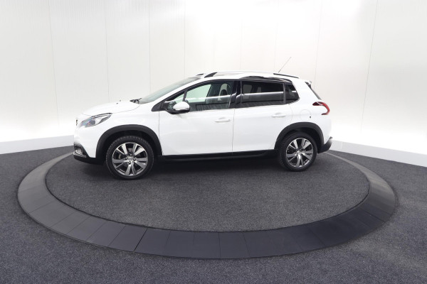 Peugeot 2008 PureTech 110 EAT6 Allure | Trekhaak | Camera | Panoramadak | Apple Carplay
