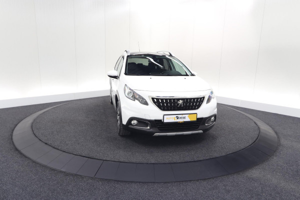 Peugeot 2008 PureTech 110 EAT6 Allure | Trekhaak | Camera | Panoramadak | Apple Carplay