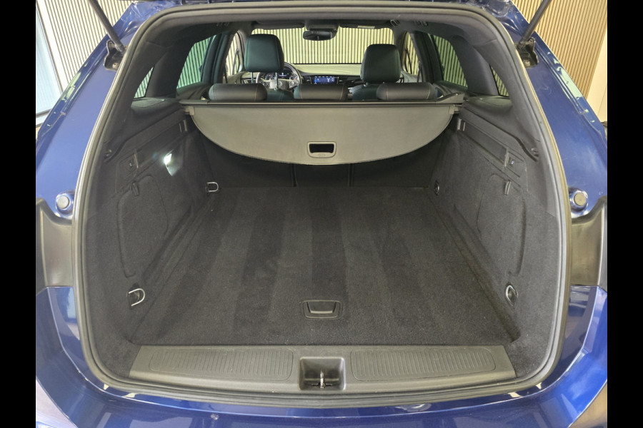Opel Astra Sports Tourer 1.2 Ultimate TREKHAAK CAMERA PARKEERSENSOREN NAVI DAB+ LANE ASSIST STOELVERWARMING STUURVERWARMING