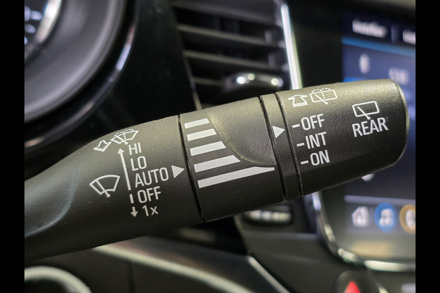 Opel Astra Sports Tourer 1.2 Ultimate TREKHAAK CAMERA PARKEERSENSOREN NAVI DAB+ LANE ASSIST STOELVERWARMING STUURVERWARMING