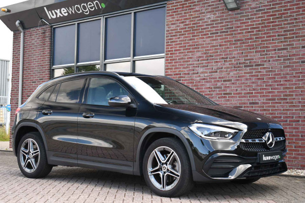 Mercedes-Benz GLA 250 e AMG Pano Night Camera