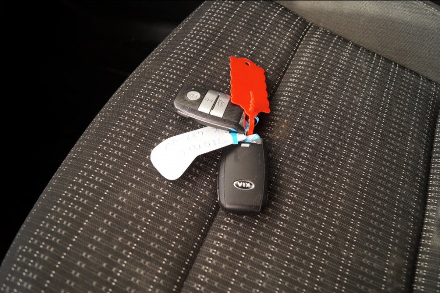 Kia Stonic 1.0 T-GDi MHEV DynamicLine Plus -NAVI-ECC-TREKHAAK-