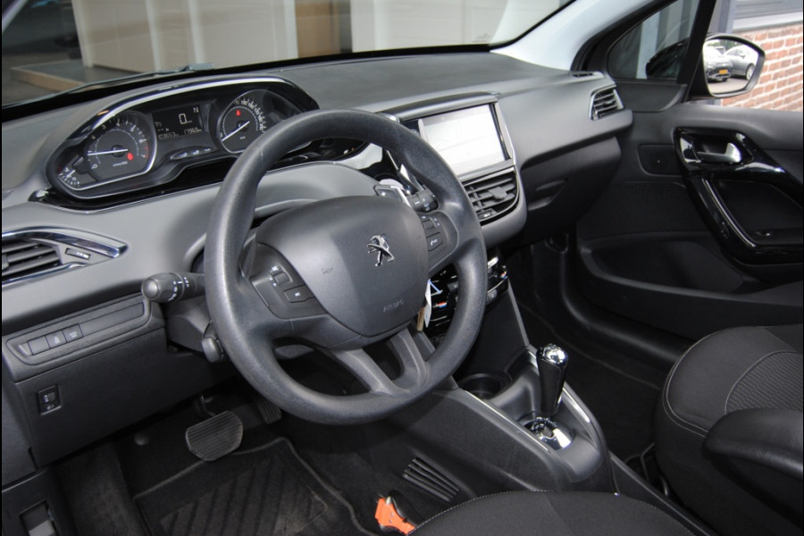 Peugeot 208 1.2 PureTech Active || Apple Carplay!