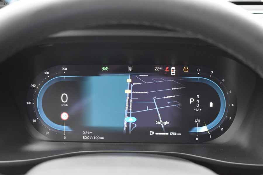 Volvo XC40 2.0 B4 Plus Dark Blis | ACC | Harman&Kardon | keyless |Park Assist | Verwarmbare voorruit  | Trekhaak
