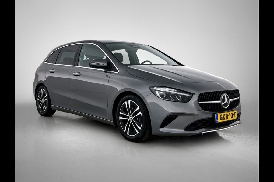 Mercedes-Benz B-Klasse 180 Star Edition Luxury Line | Achteruitrijcamera | Sfeerverlichting | Stoelverwarming |Trekhaak | Keyless Entry | Inclusief 24 maanden MB Certified garantie voor Europa.