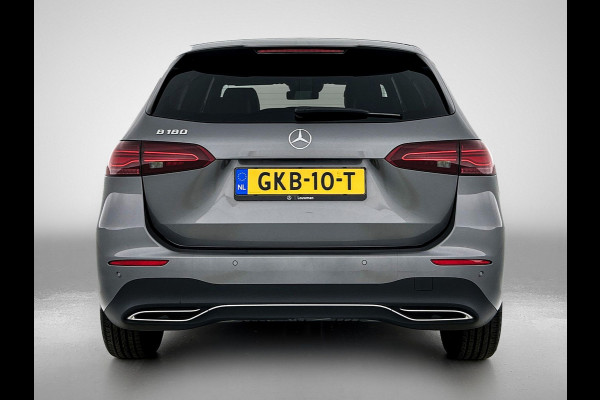 Mercedes-Benz B-Klasse 180 Star Edition Luxury Line | Achteruitrijcamera | Sfeerverlichting | Stoelverwarming |Trekhaak | Keyless Entry | Inclusief 24 maanden MB Certified garantie voor Europa.