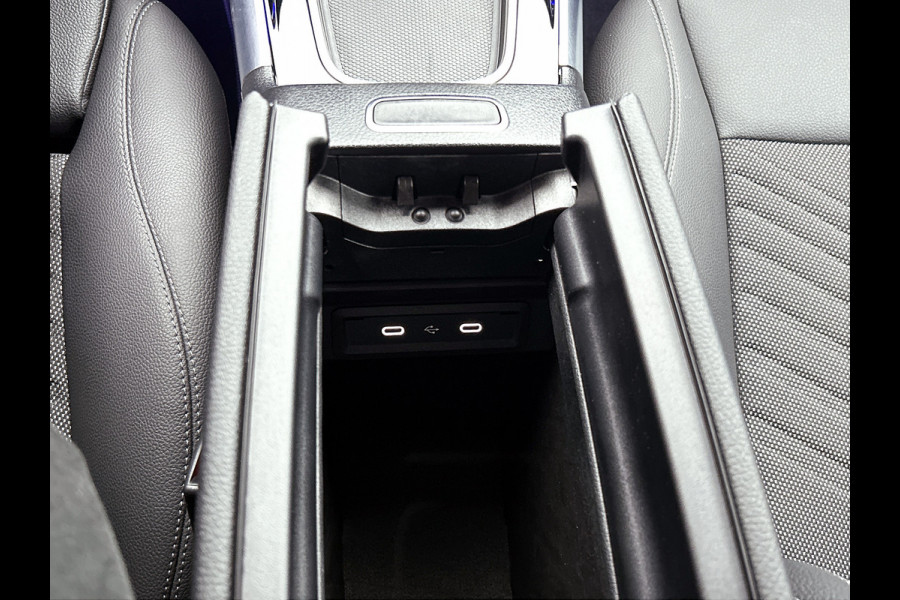 Mercedes-Benz B-Klasse 180 Star Edition Luxury Line | Achteruitrijcamera | Sfeerverlichting | Stoelverwarming |Trekhaak | Keyless Entry | Inclusief 24 maanden MB Certified garantie voor Europa.